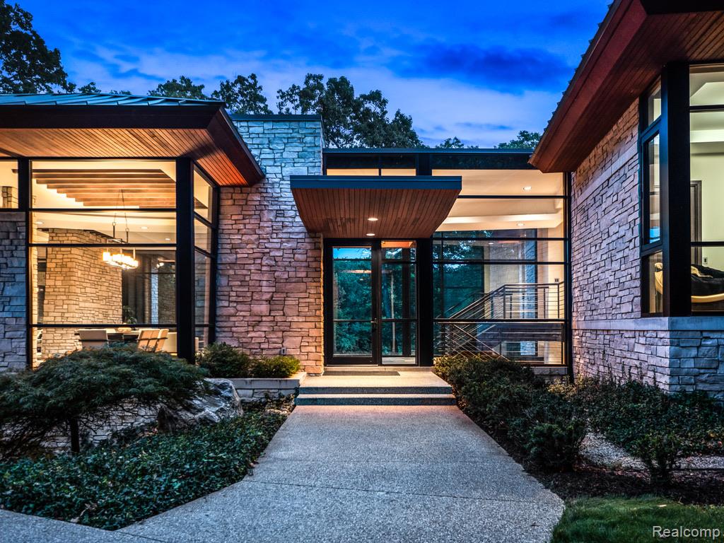 6956 Cooley Lake Road