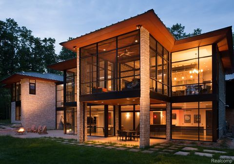 6956 Cooley Lake Road White Lake Charter Township MI 48383