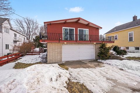 1438 Beach Street Muskegon City MI 49441