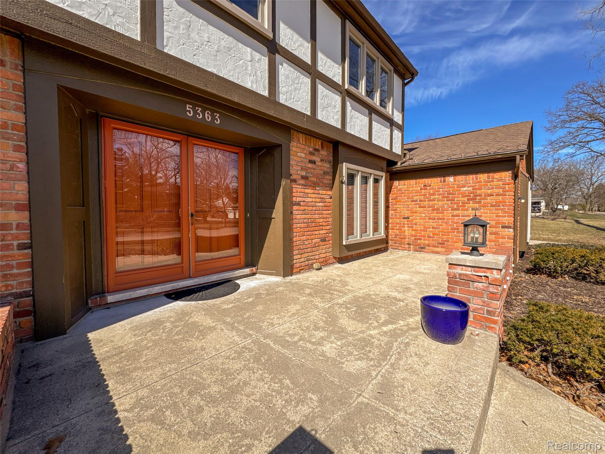 5363 Clearview Drive