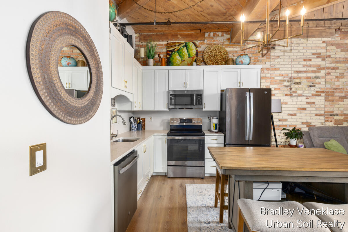 940 Monroe Avenue NW Suite 314