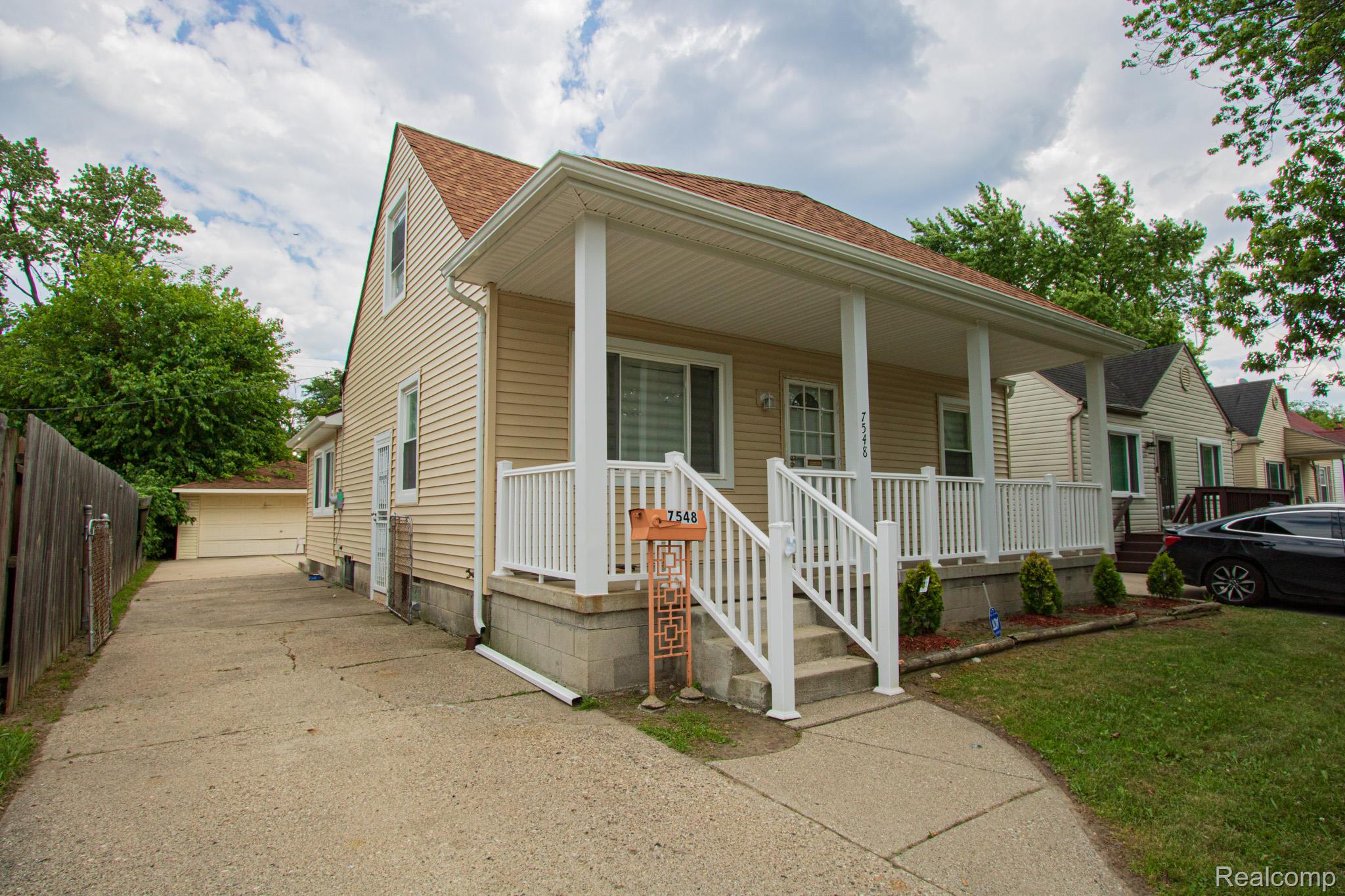 7548 Beaverland