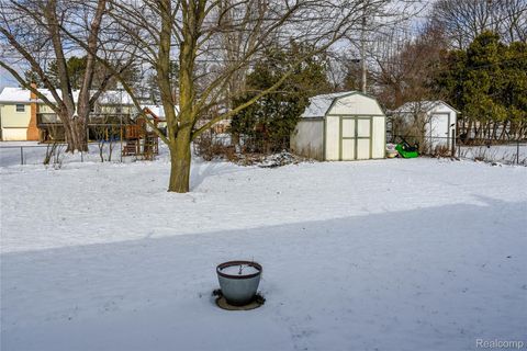 Tiny photo for 884 Eugene Drive, Oxford Charter Township, MI 48371 (MLS # 20261001559)