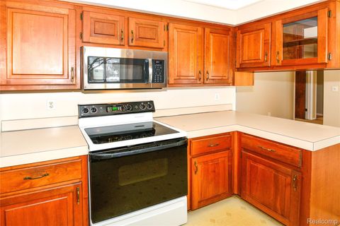 Tiny photo for 884 Eugene Drive, Oxford Charter Township, MI 48371 (MLS # 20261001559)