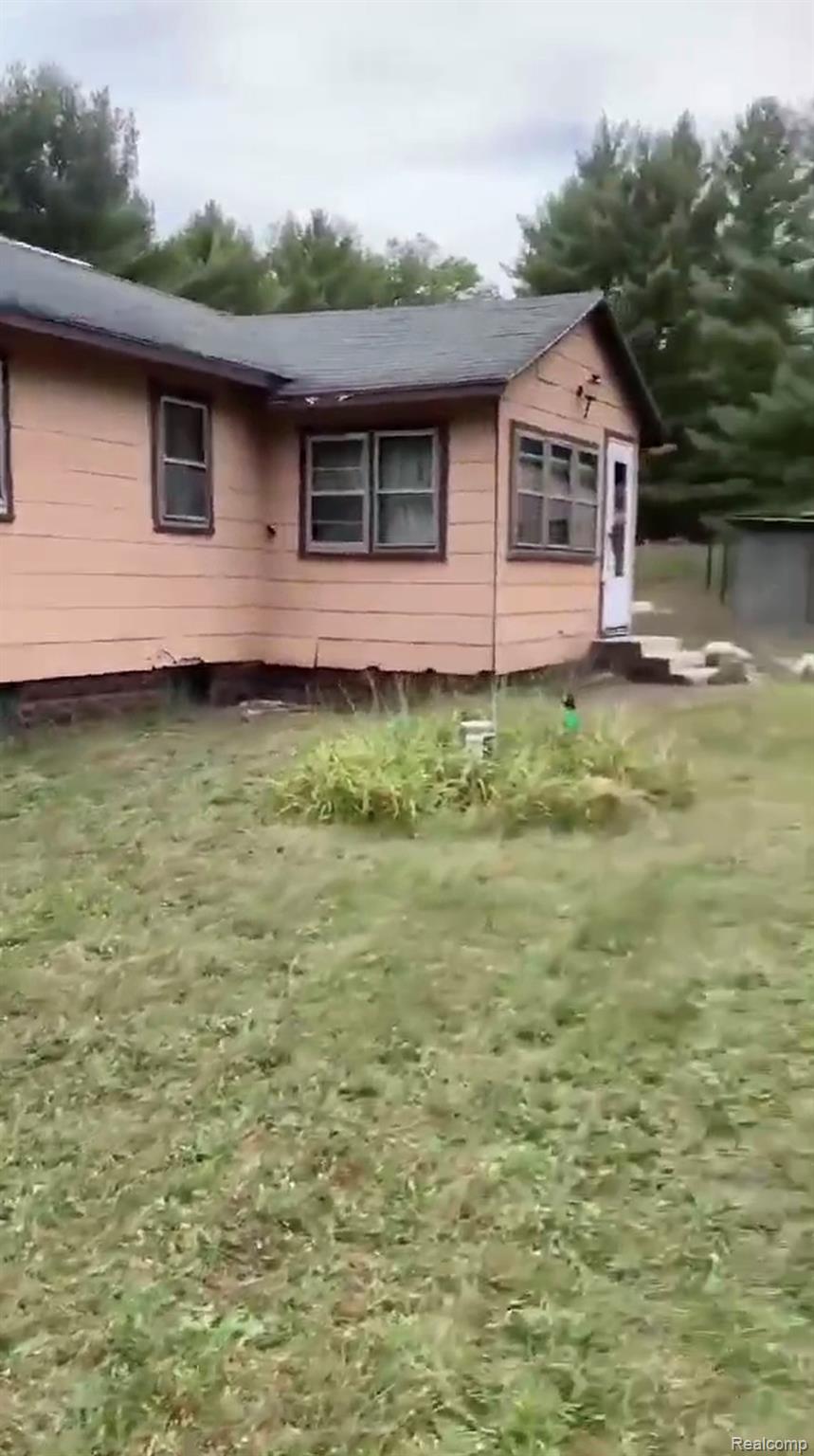 5885 S Shallow Drive