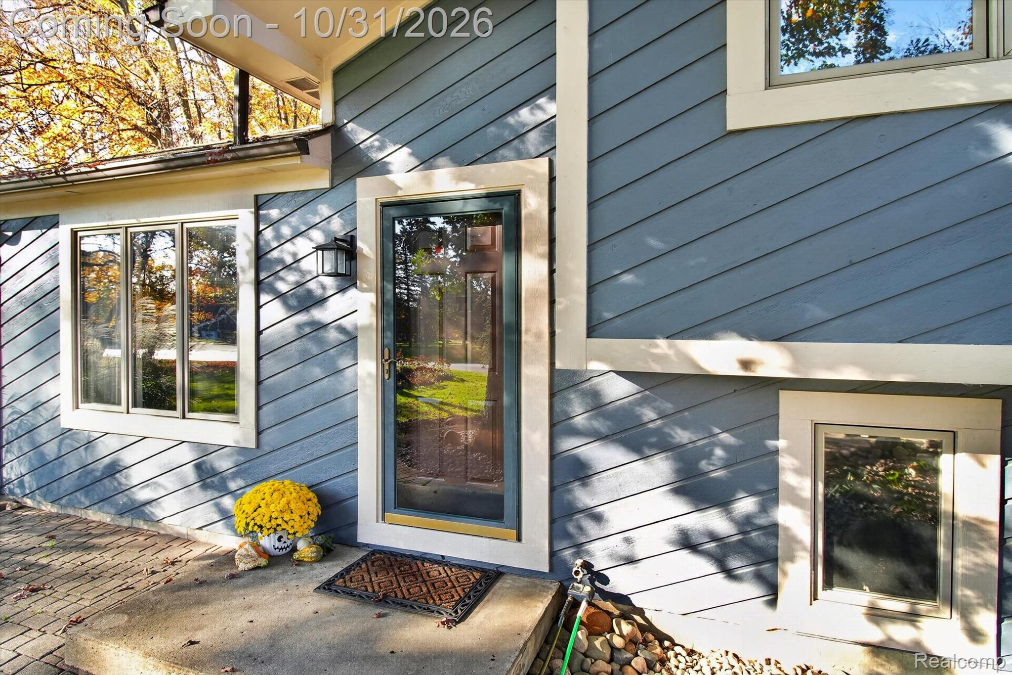 1923 E Davisburg Road