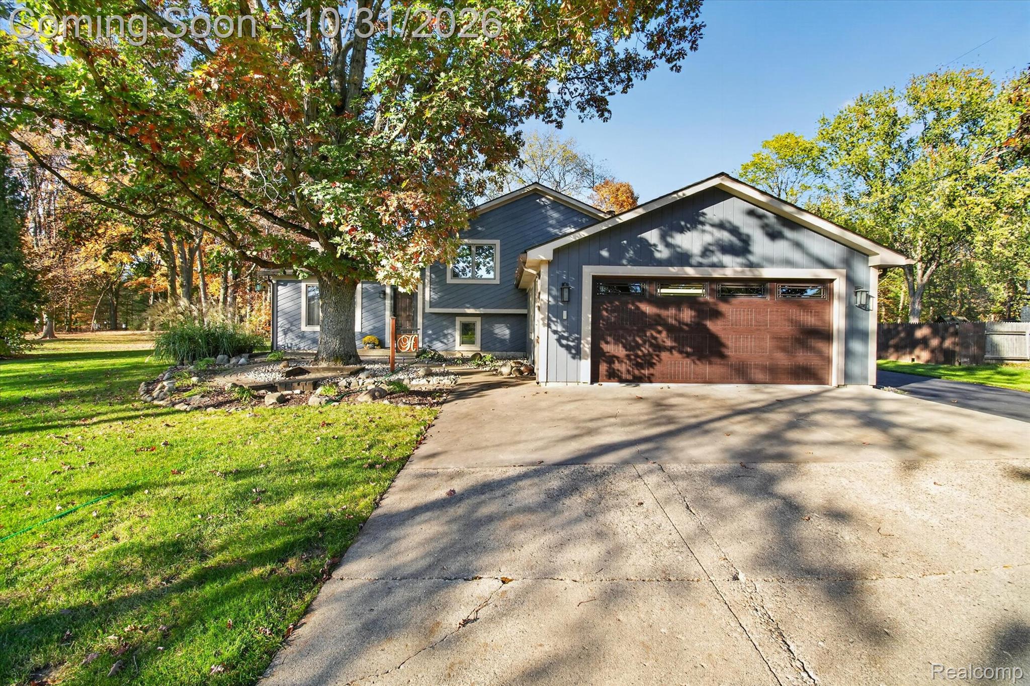 1923 E Davisburg Road
