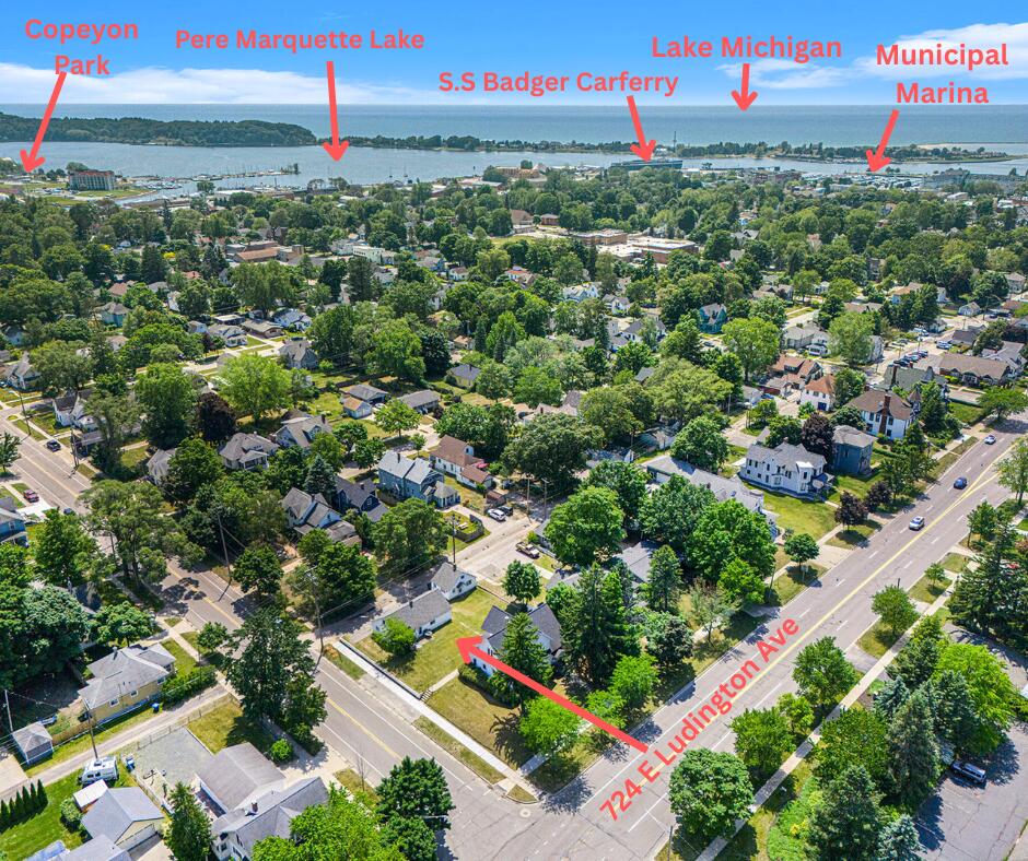 724 E Ludington Avenue