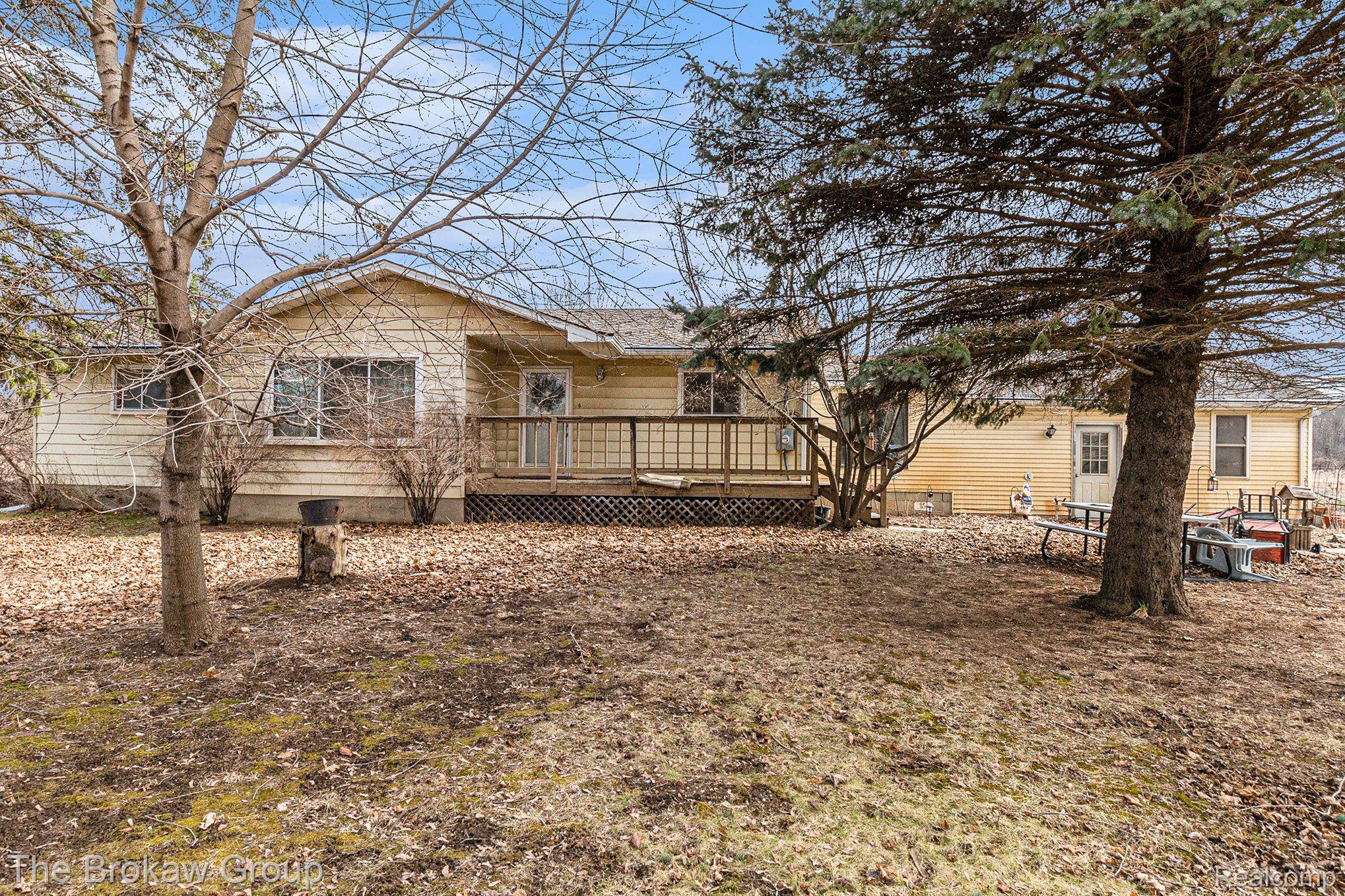 9448 WASHBURN Road