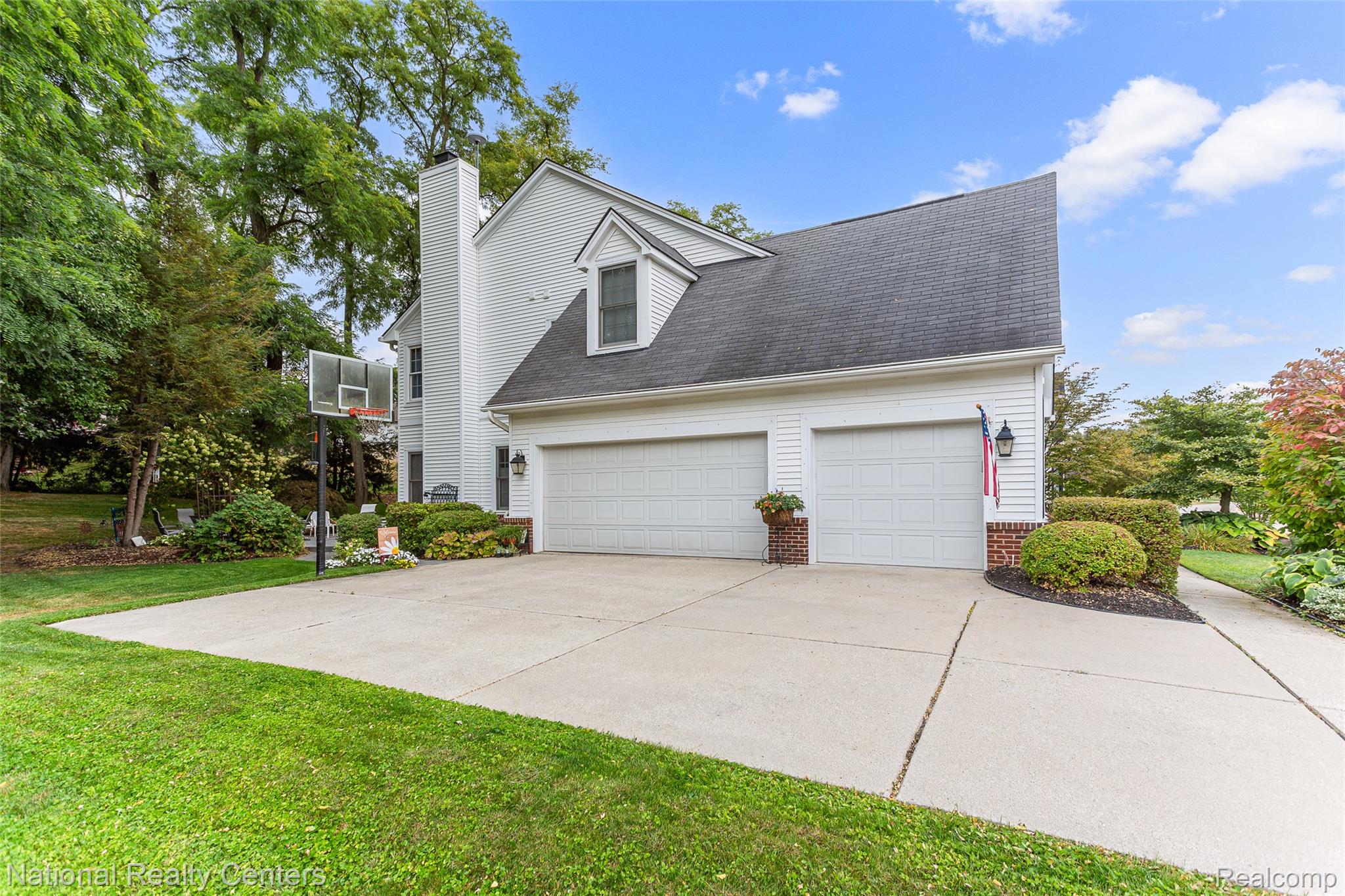 2028 Applebrook Drive