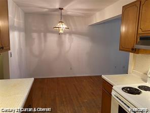 25301 5 Mile Road 125