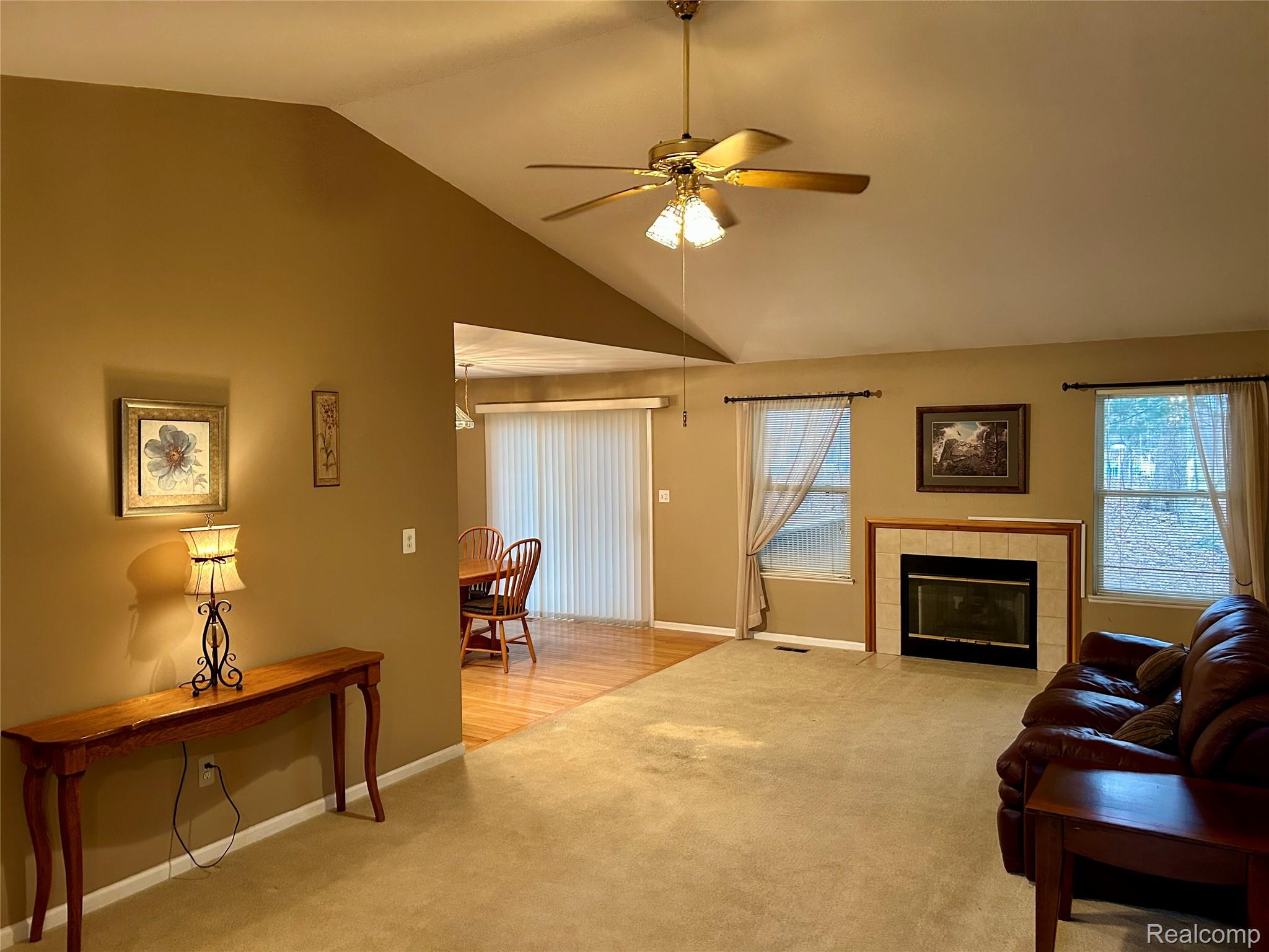 2618 Woodcliff Trail