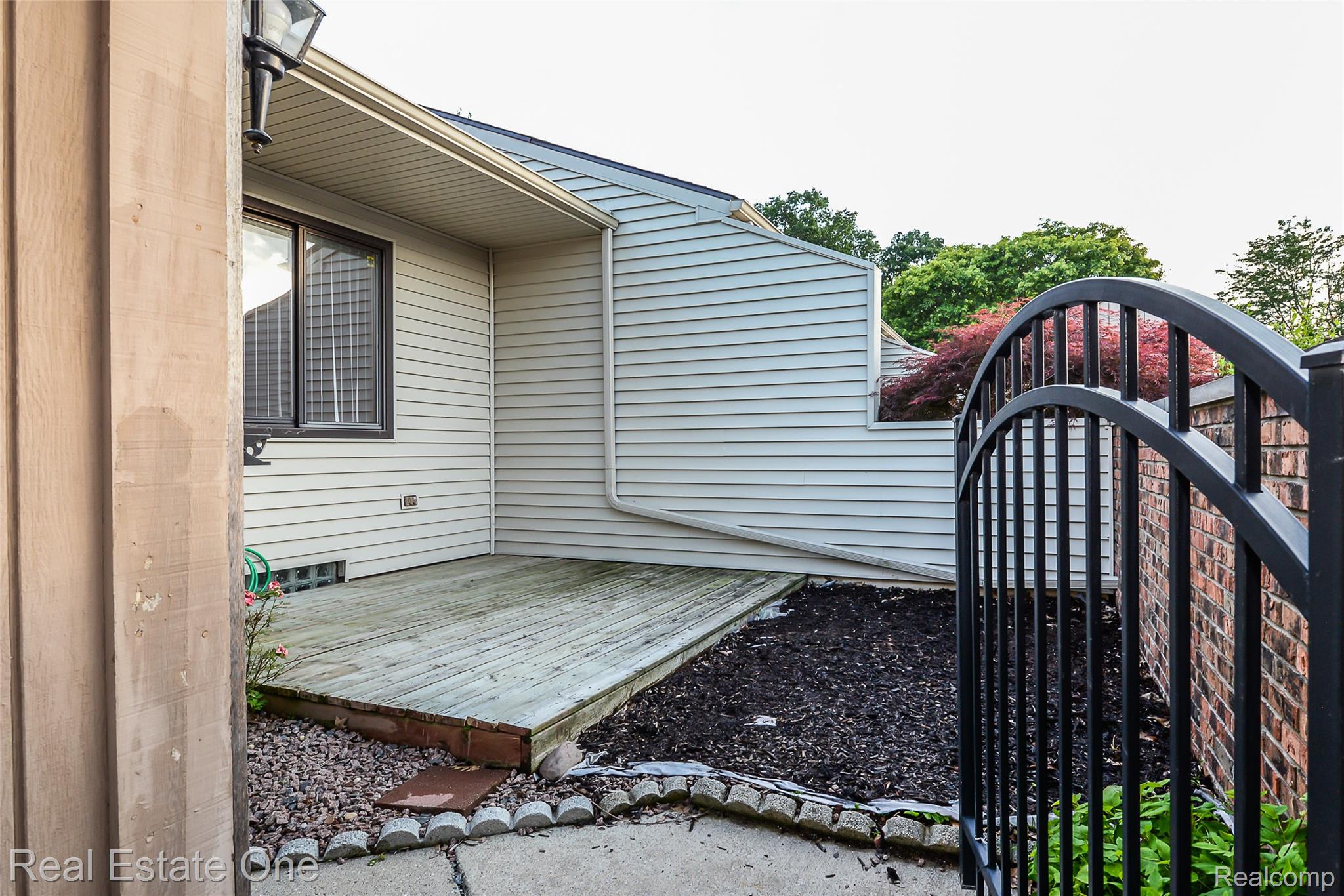 25110 Heritage Court 2