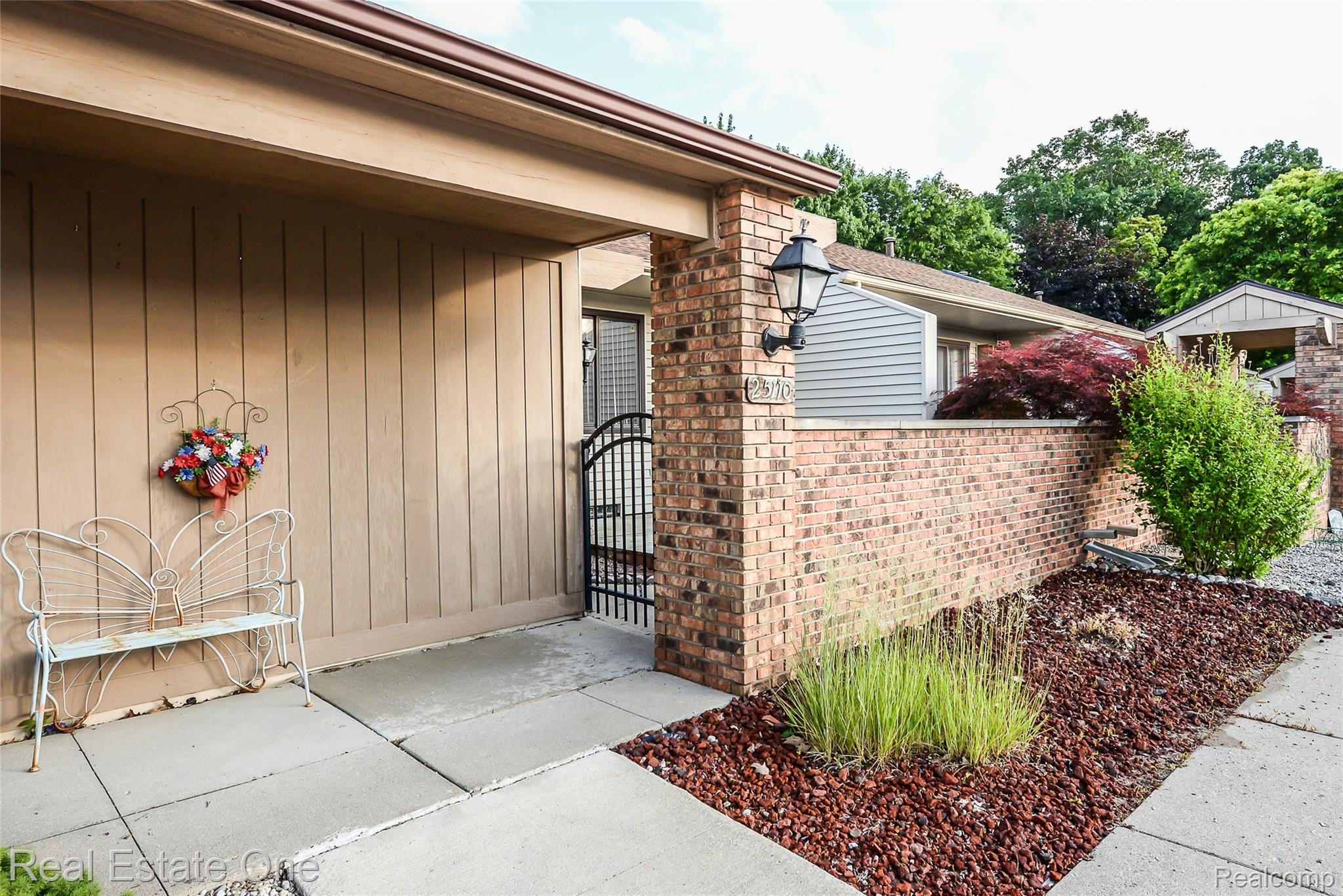 25110 Heritage Court 2