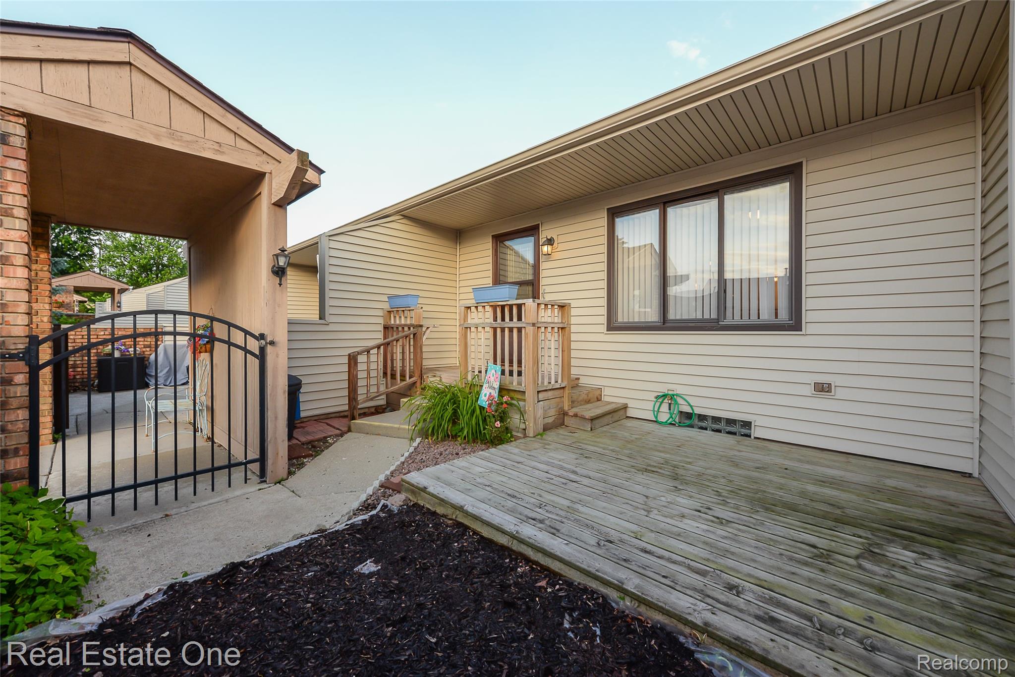 25110 Heritage Court 2
