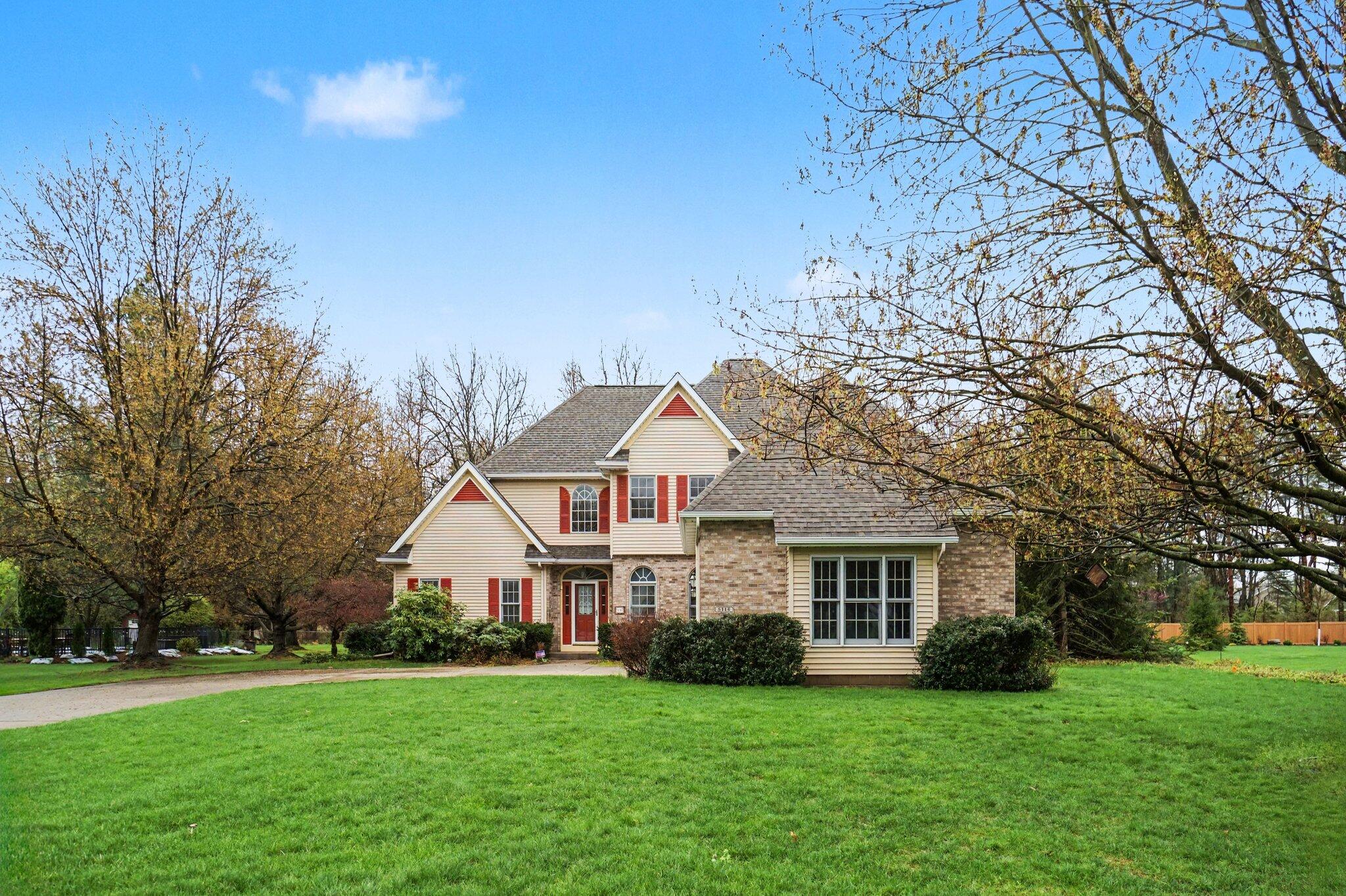 5115 Queen Victoria Lane