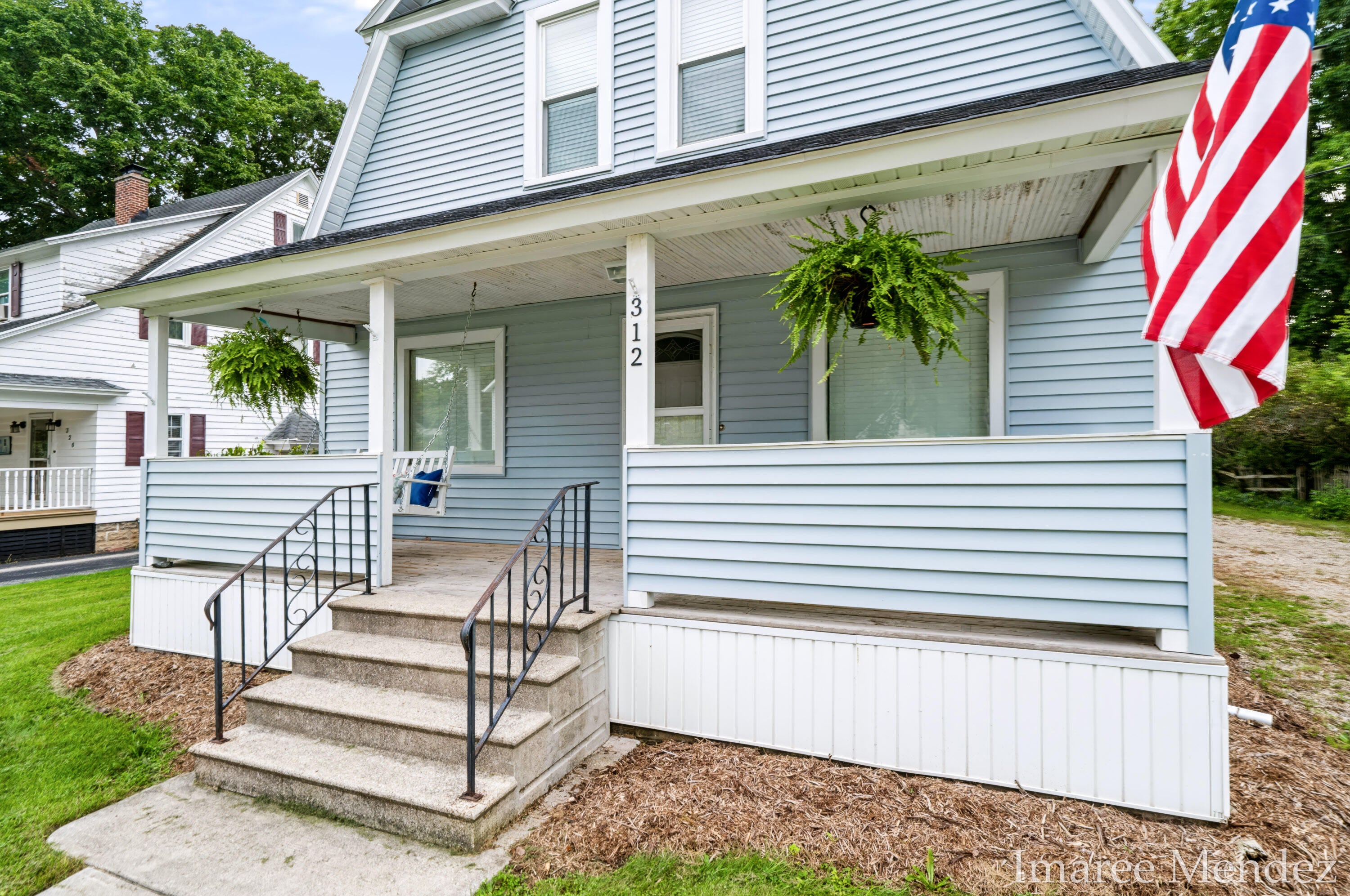 312 Emmons Street SE