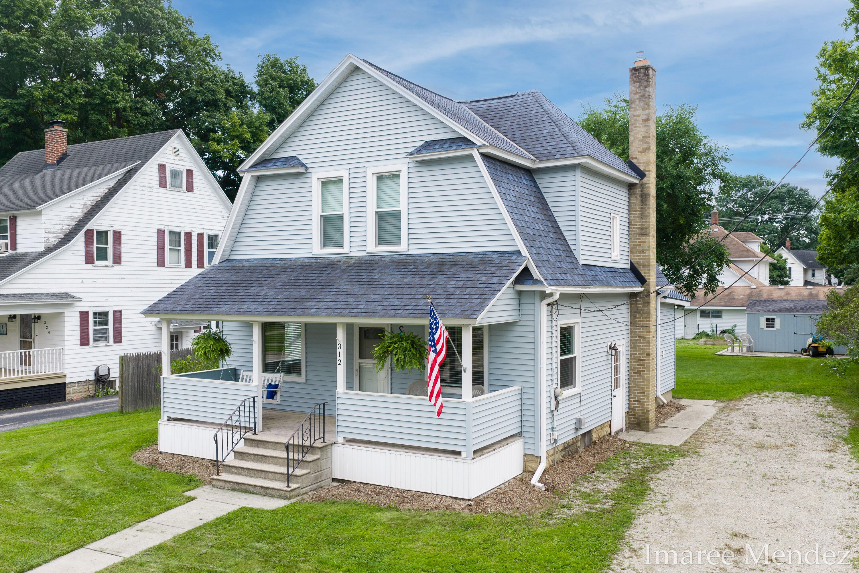312 Emmons Street SE