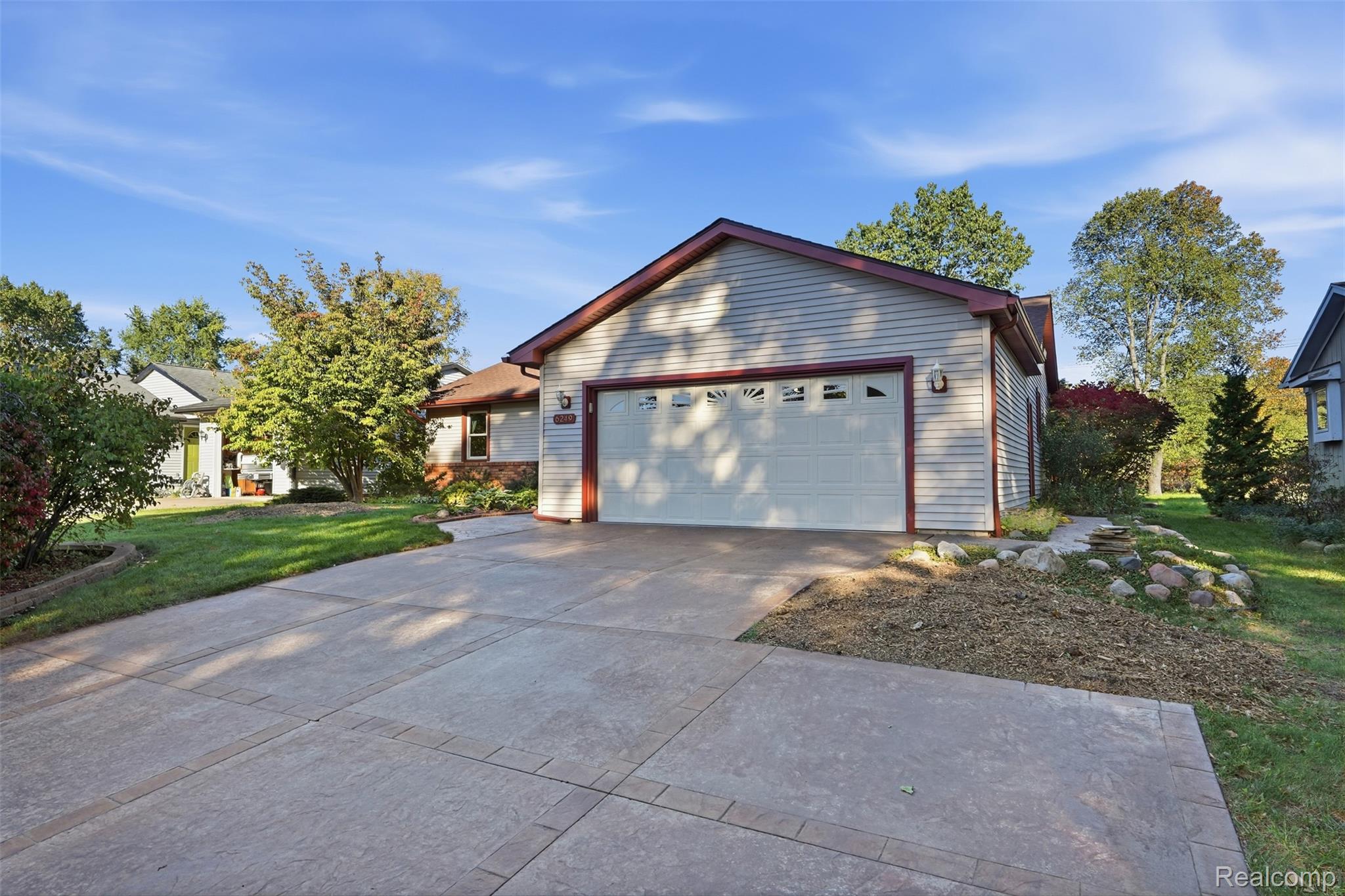6249 Baldwin Circle