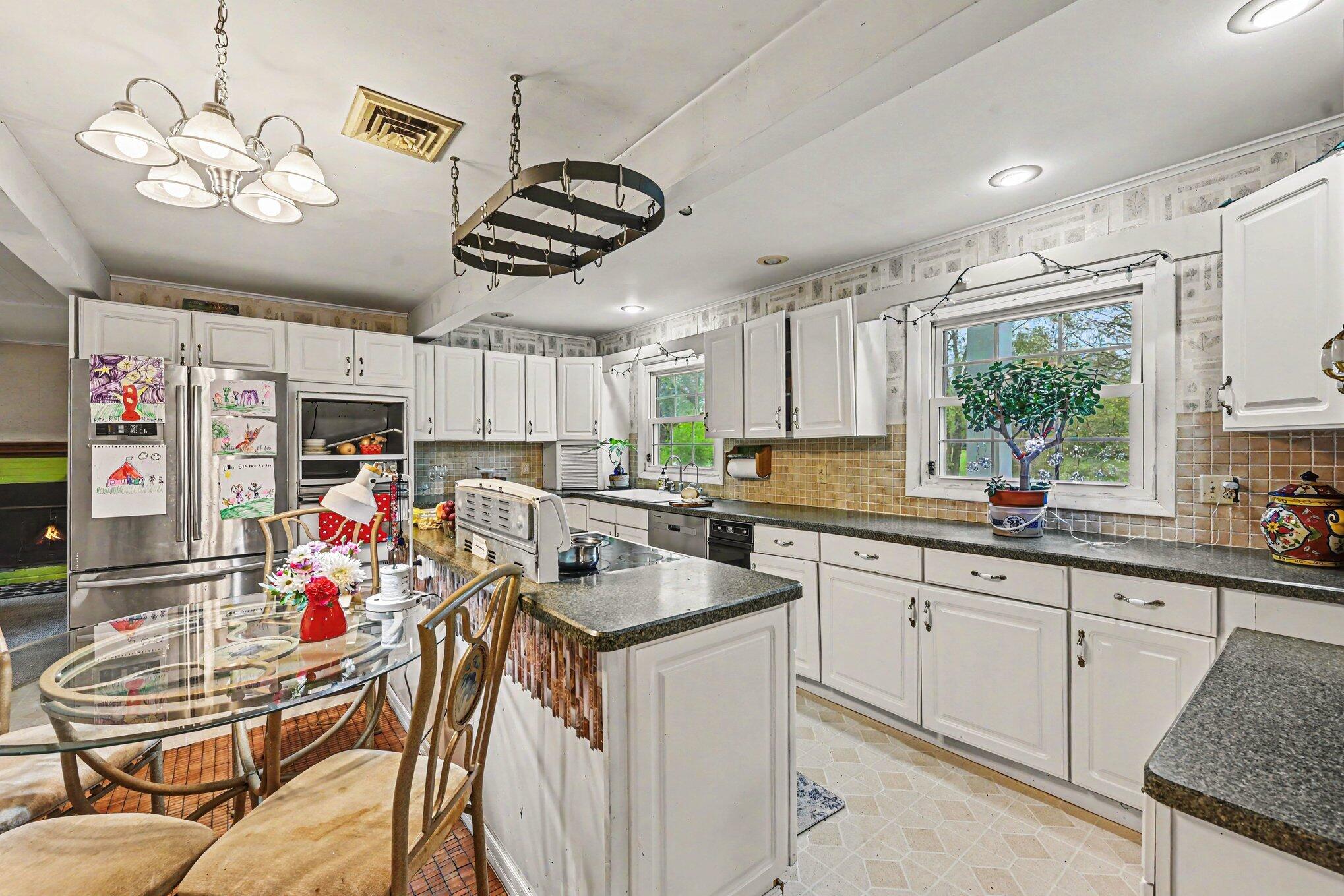 3715 Beckley Road