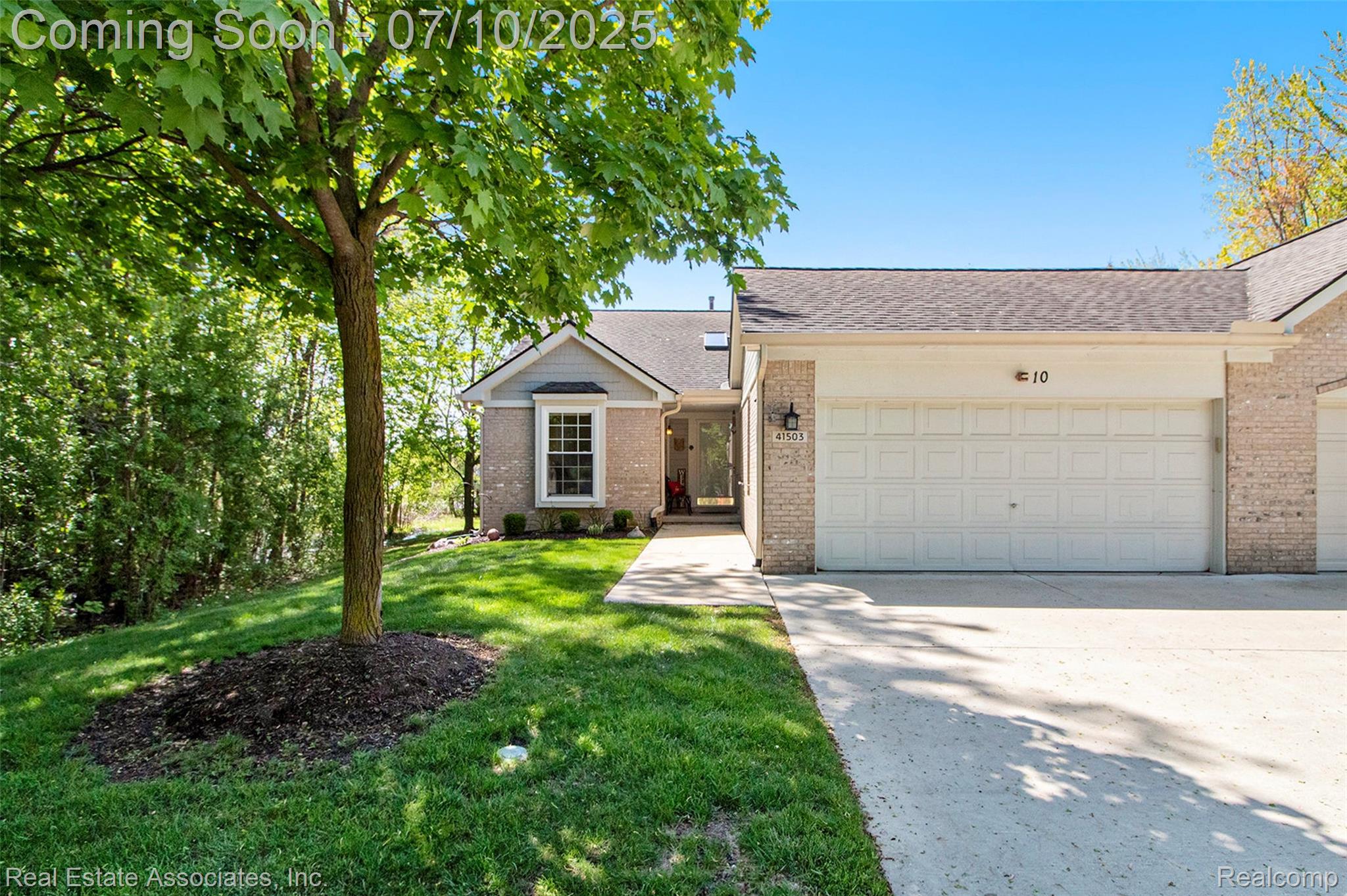 41503 Haggerty Woods Court 35