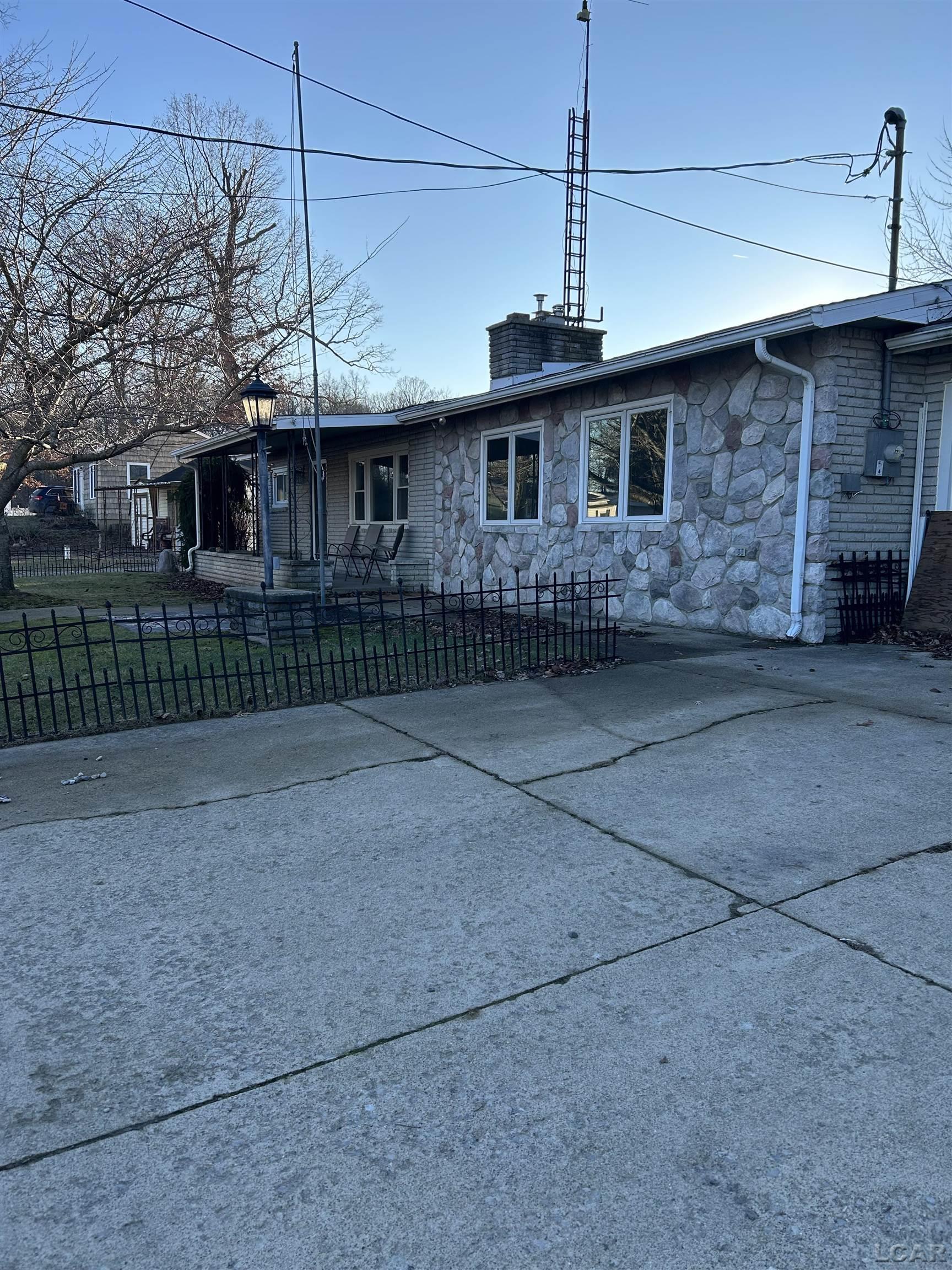 753 Vaniman Island Drive