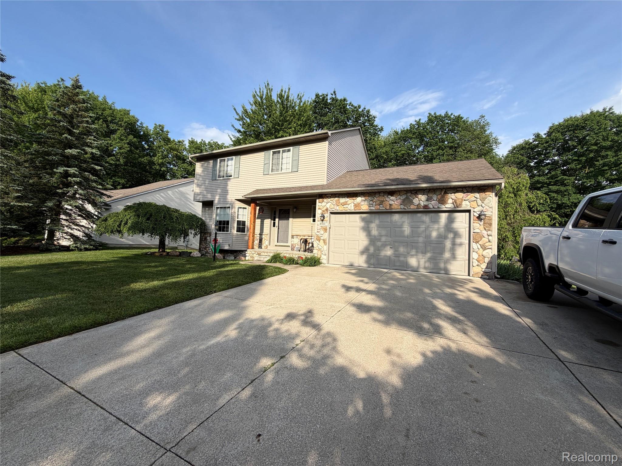 490 Cove View Drive