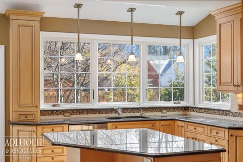 Tiny photo for 450 University Place, Grosse Pointe City, MI 48230 (MLS # 58050201251)