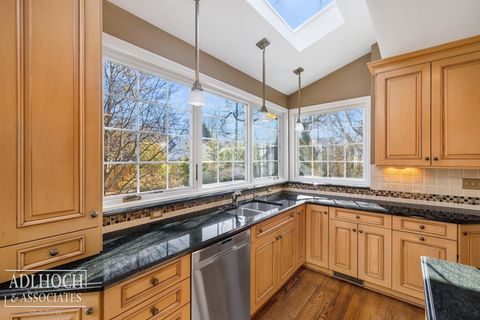 Tiny photo for 450 University Place, Grosse Pointe City, MI 48230 (MLS # 58050201251)