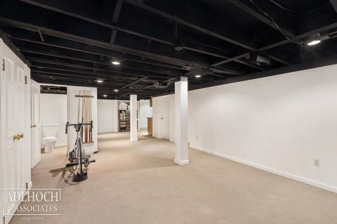 Tiny photo for 450 University Place, Grosse Pointe City, MI 48230 (MLS # 58050201251)