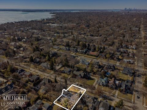 Tiny photo for 450 University Place, Grosse Pointe City, MI 48230 (MLS # 58050201251)