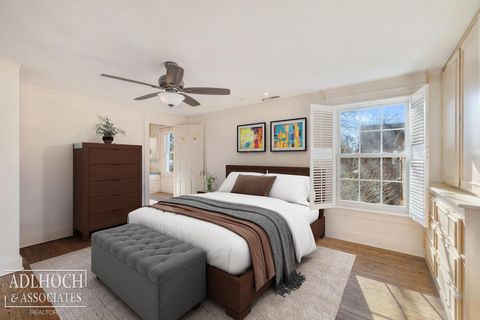 Tiny photo for 450 University Place, Grosse Pointe City, MI 48230 (MLS # 58050201251)