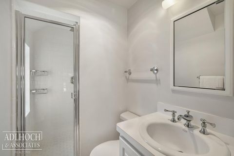 Tiny photo for 450 University Place, Grosse Pointe City, MI 48230 (MLS # 58050201251)