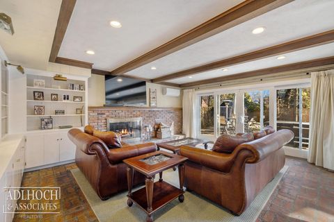 Tiny photo for 450 University Place, Grosse Pointe City, MI 48230 (MLS # 58050201251)