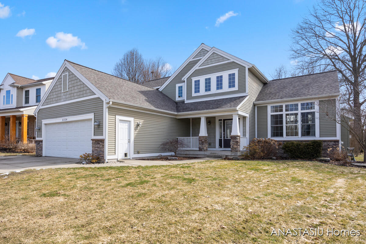 2224 Tradition Drive NE