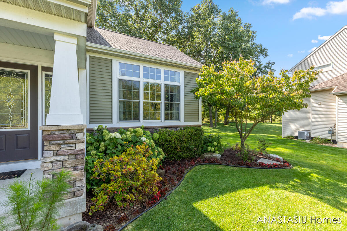 2224 Tradition Drive NE