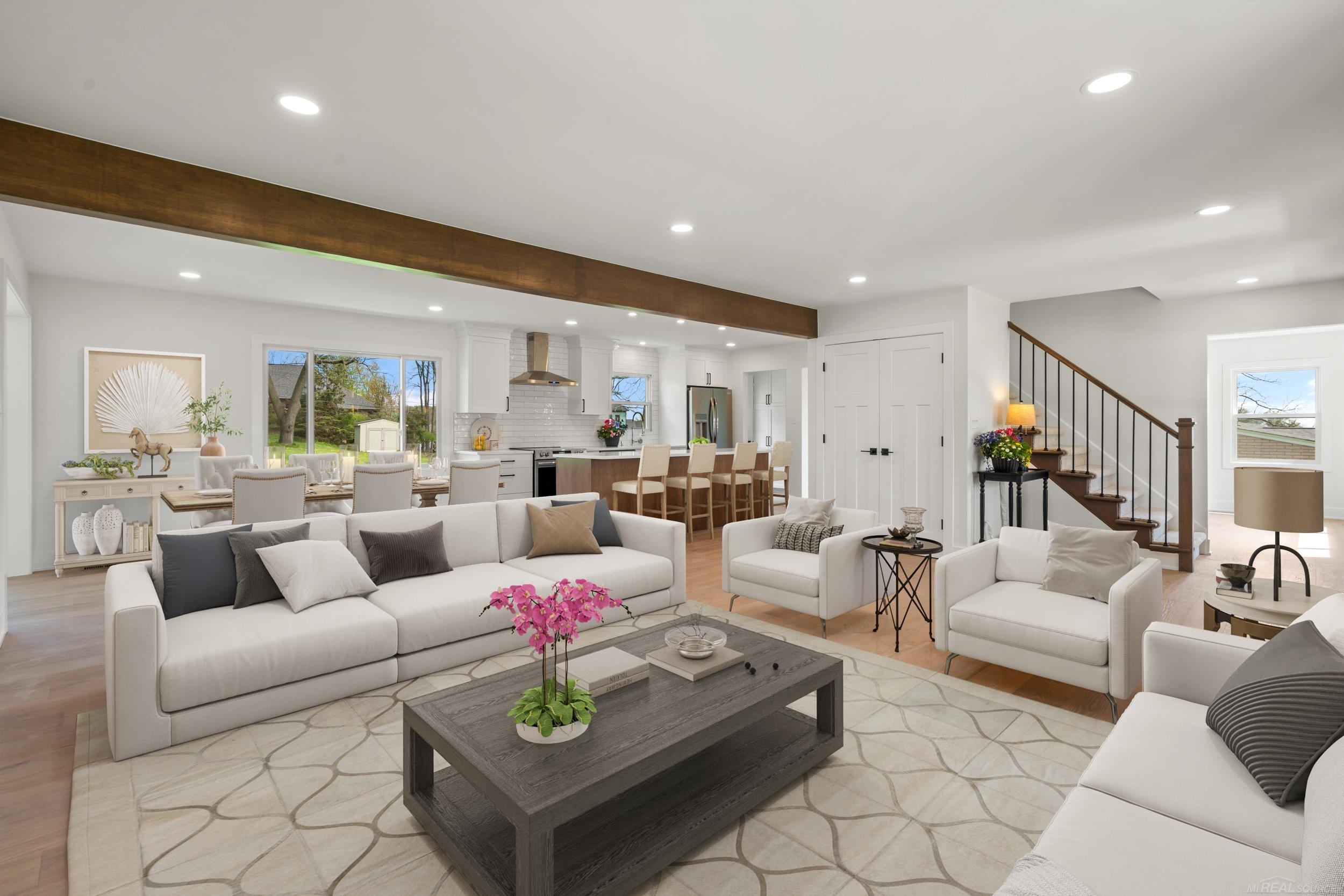 7533 Roberta Lane