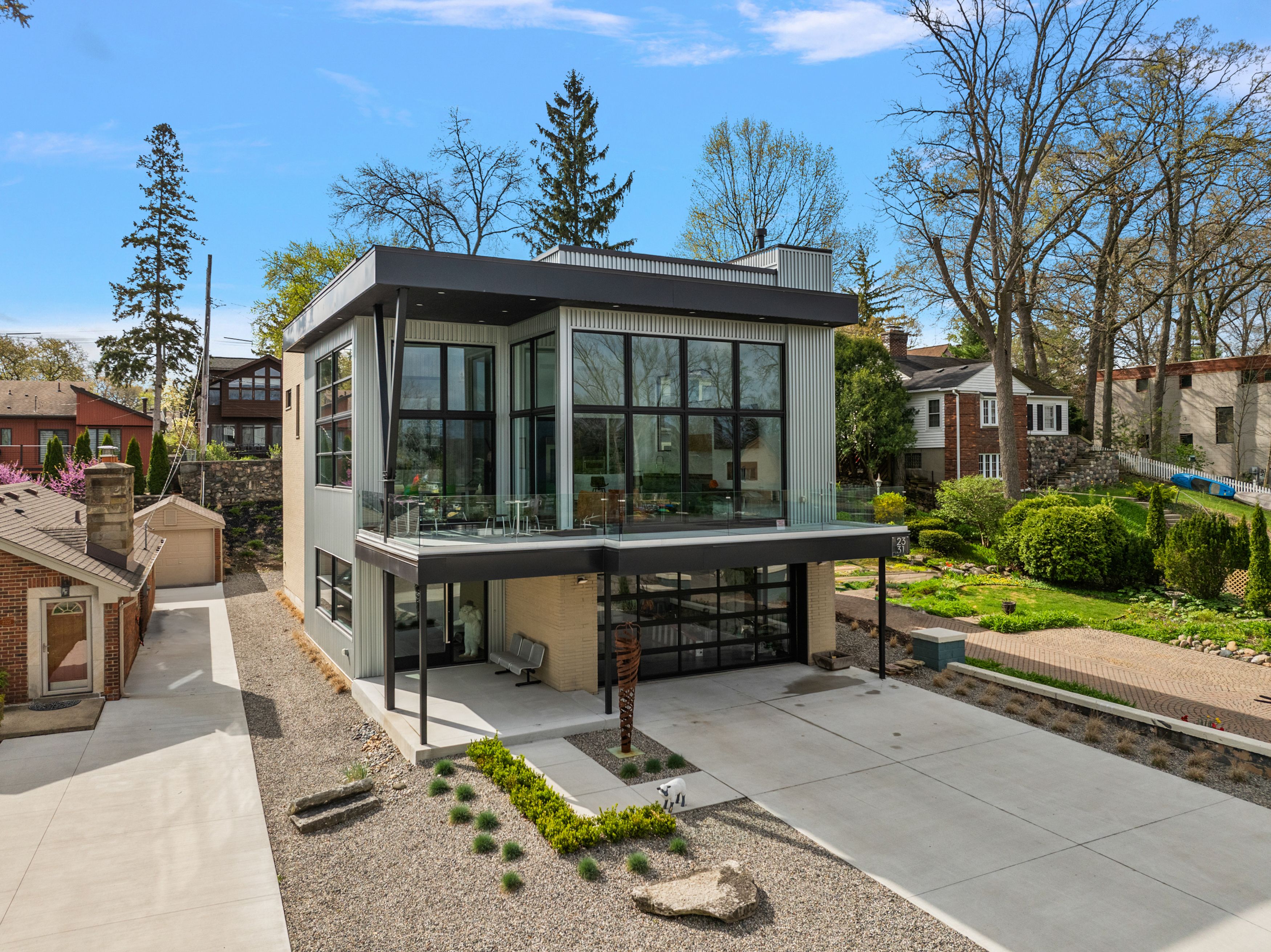 2331 Ferndale Avenue