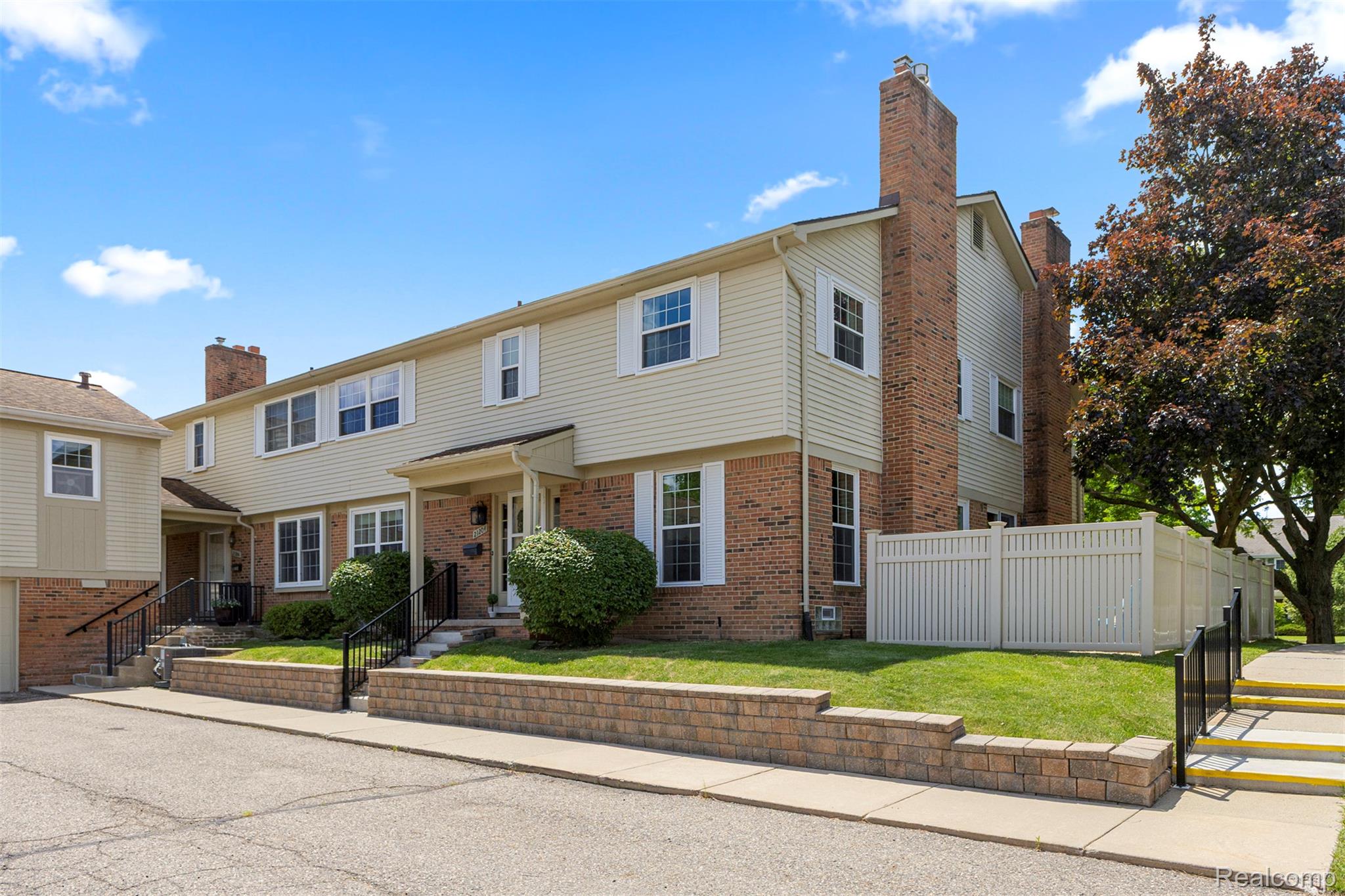 21204 W Glen Haven Circle