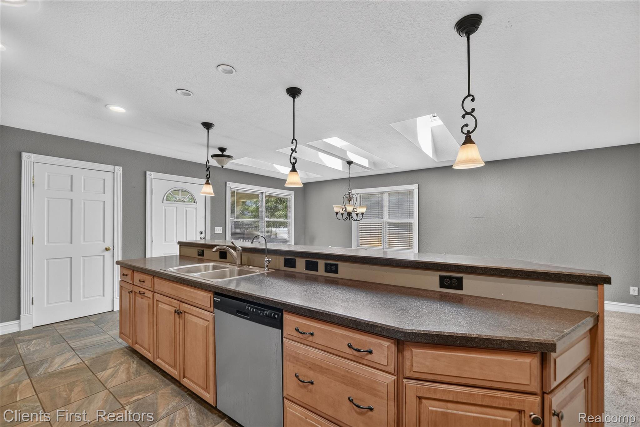 11430 Rutan Circle