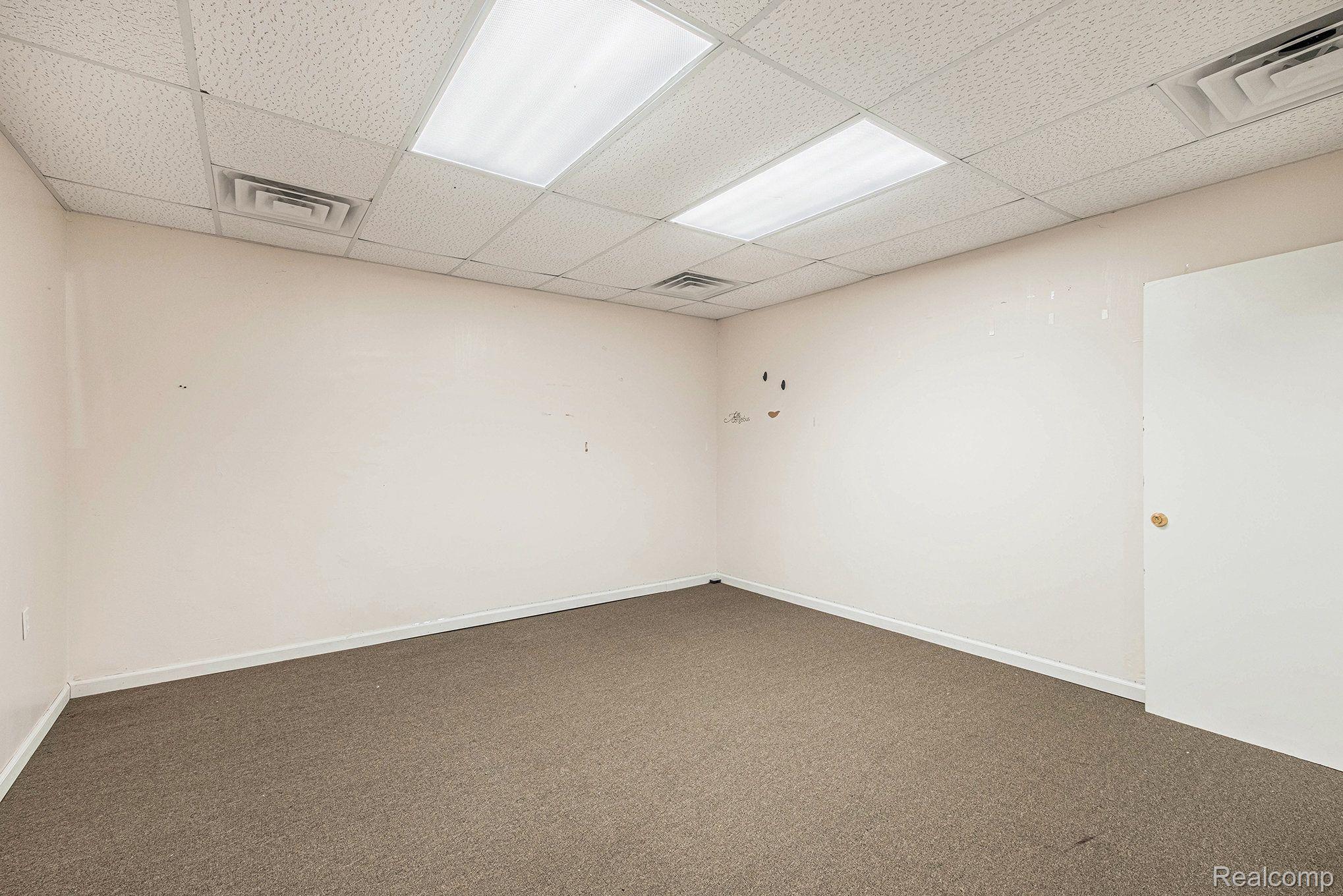 Flint Township, Michigan 48532, United States, ,Residential,Pending,48934