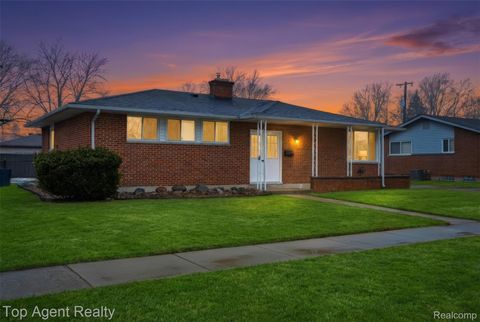 36403 Woodingham Street Clinton Charter Township MI 48035