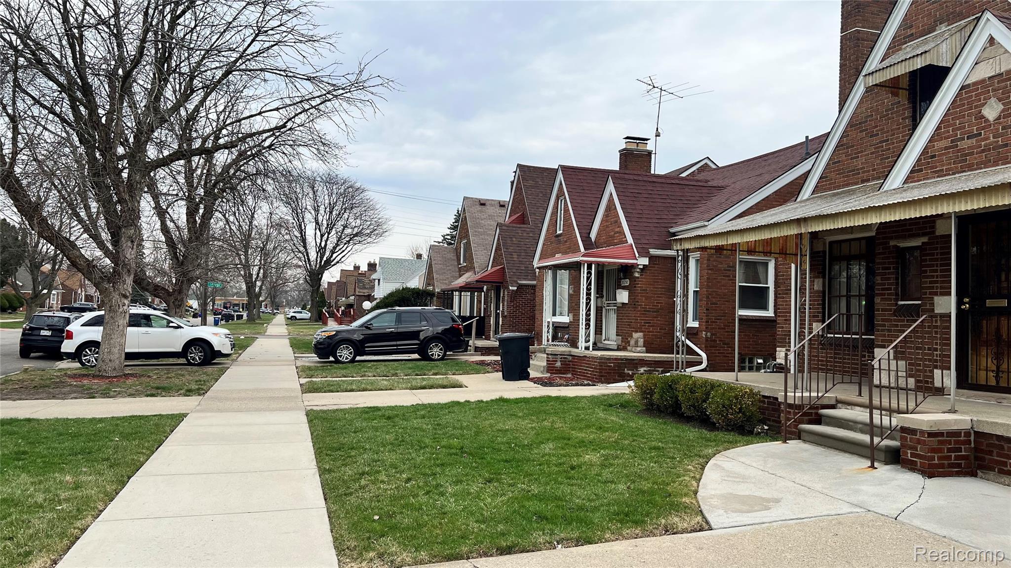 20236 Spencer Street