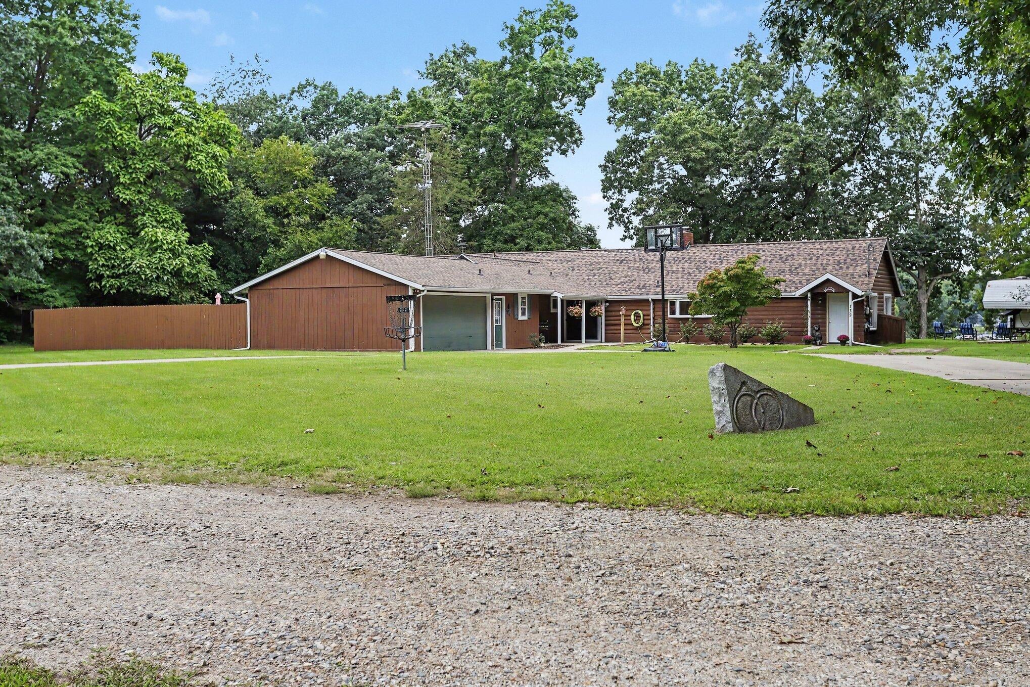 732 Community Drive
