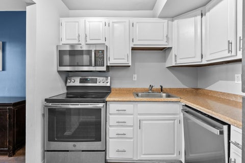 Tiny photo for 3628 Kenbrooke Court #187, Kalamazoo City, MI 49006 (MLS # 66026055863)