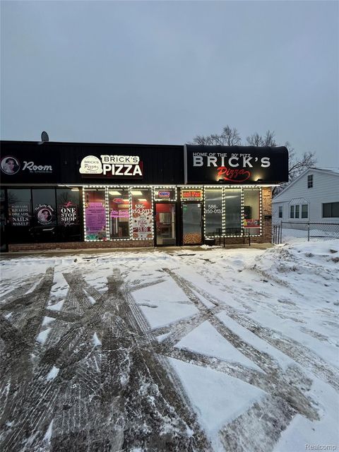 14940 E 10 Mile Road Eastpointe City MI 48021