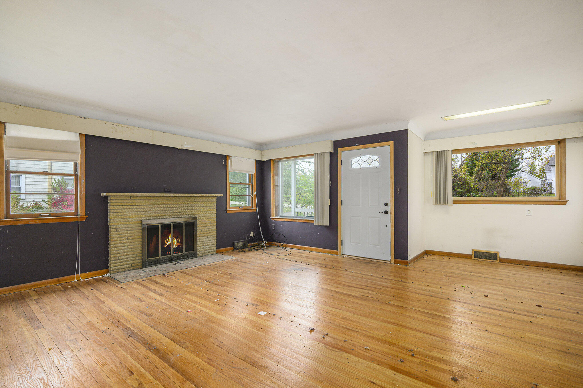 3035 Inverness Street