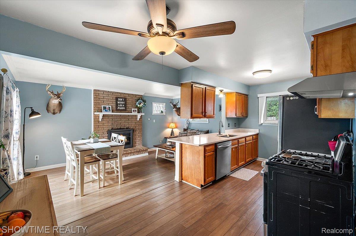 12135 Ontario Drive
