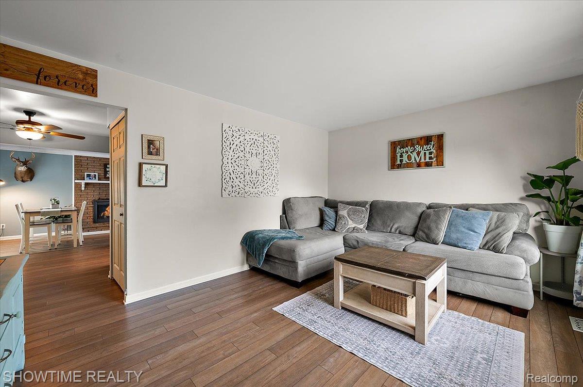 12135 Ontario Drive