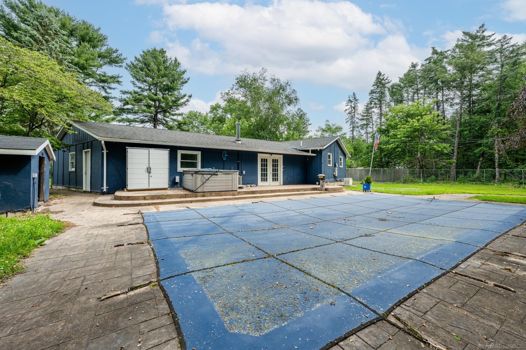 2326 Ann Court
